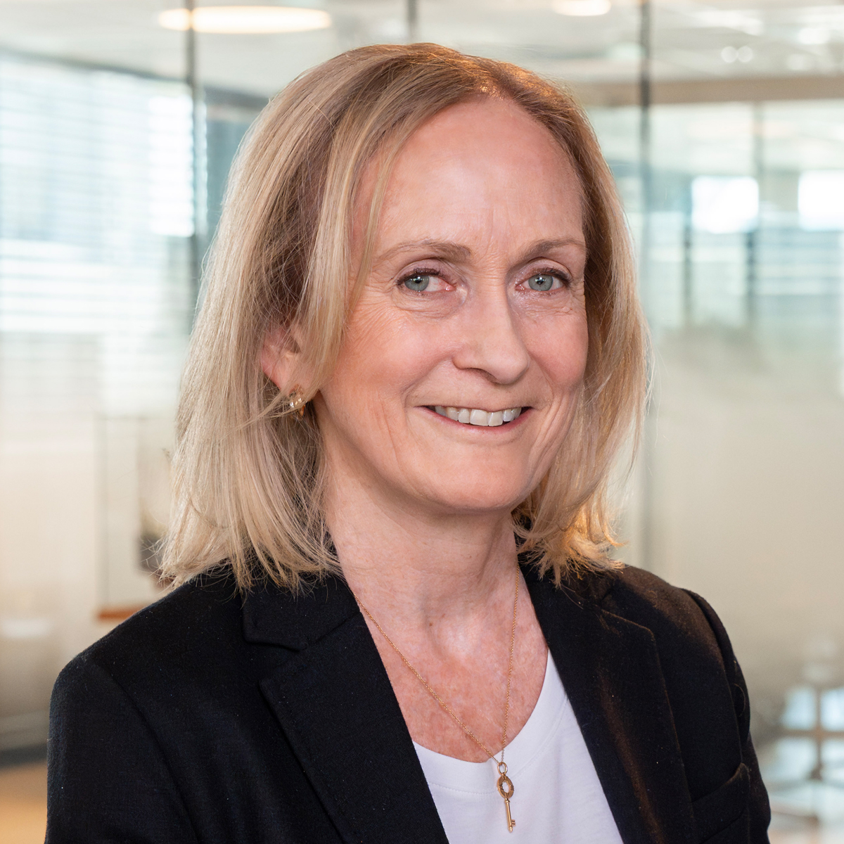 Portrett av Karin Ellefsen, CHRO i UECC