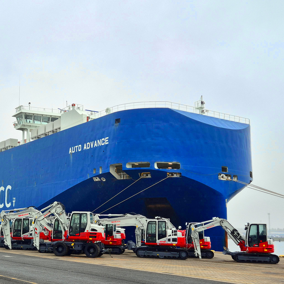 High and heavy cargo Sustainable RORO UECC