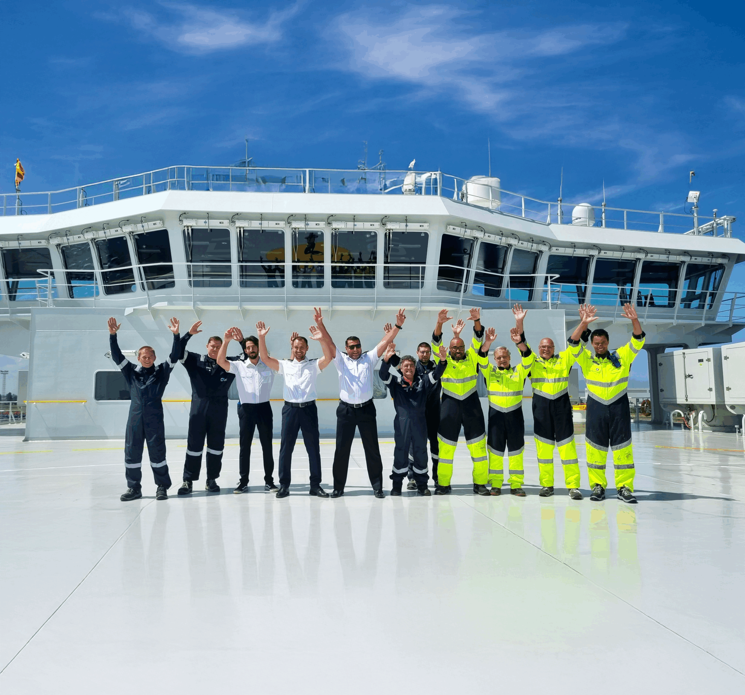 UECC who we are_happyEmployees